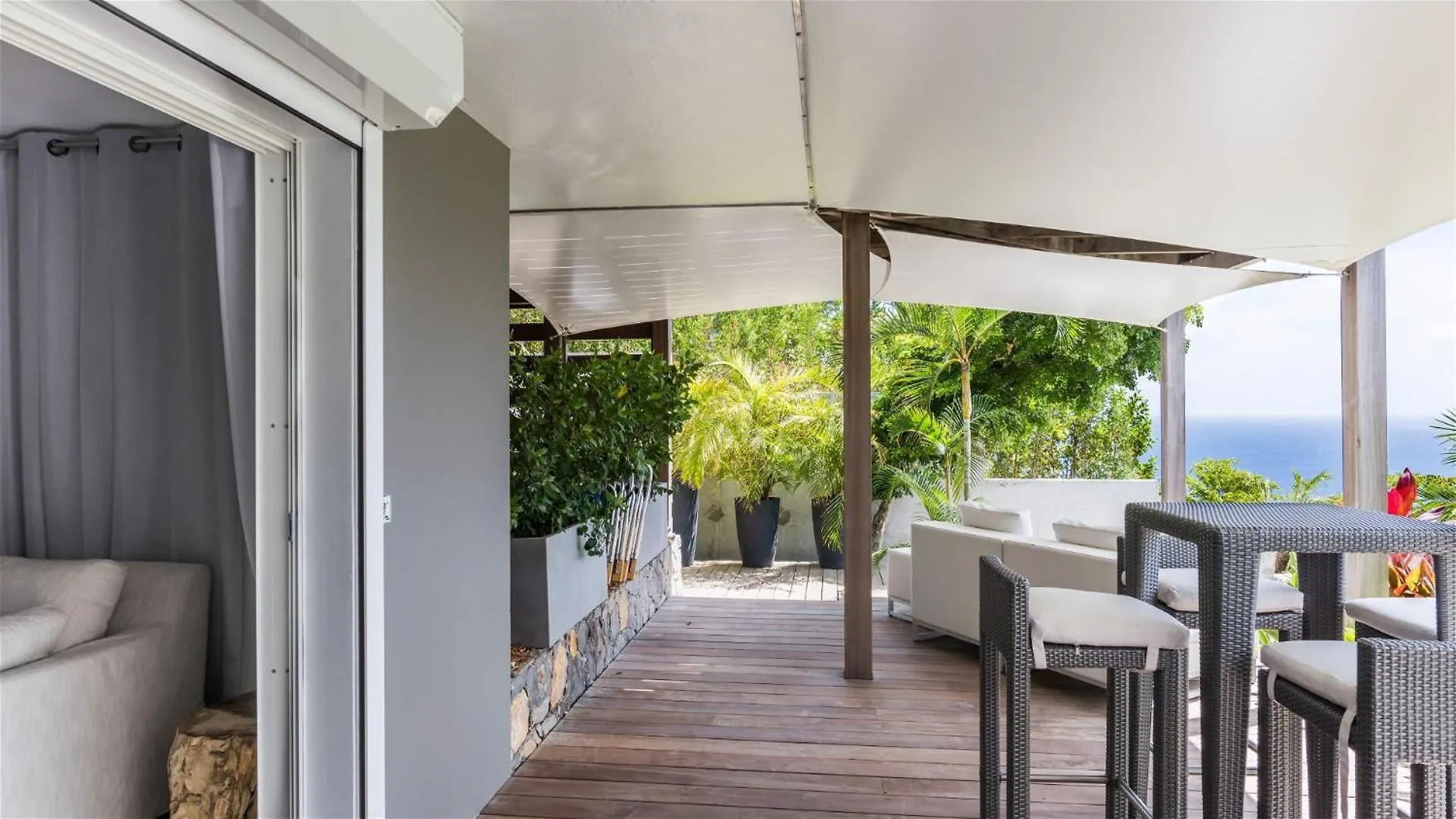 Delightful villa with natural ambience Gustavia