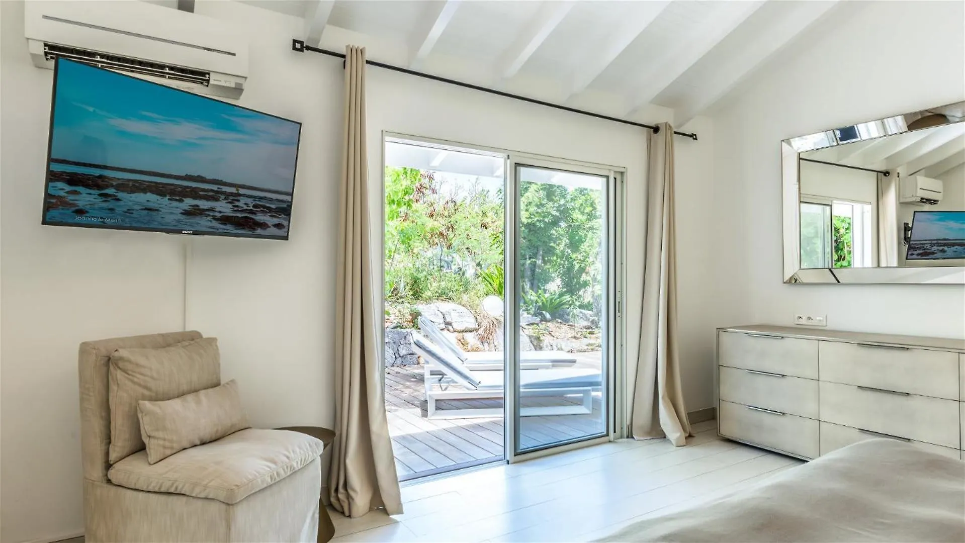 Delightful villa with natural ambience Gustavia